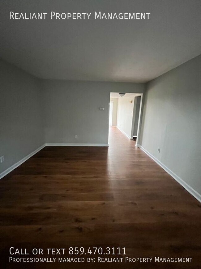 Photo - 425 Lenney Dr Unidad 2