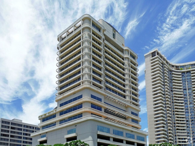 Waikiki Vista