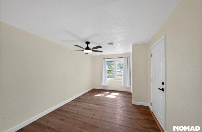 Photo - 5209 Kershaw Cir