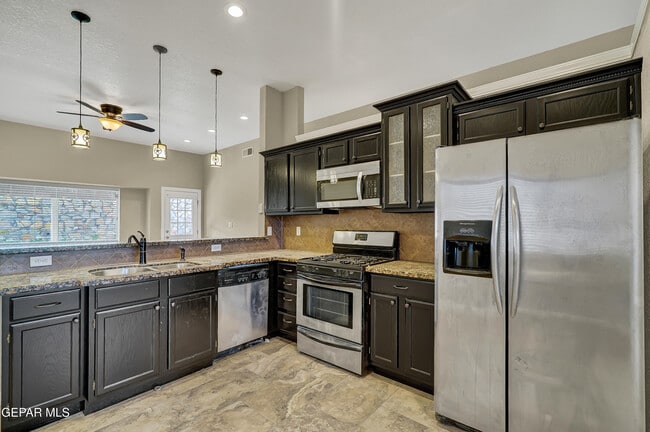 Photo - 11265 Acoma St