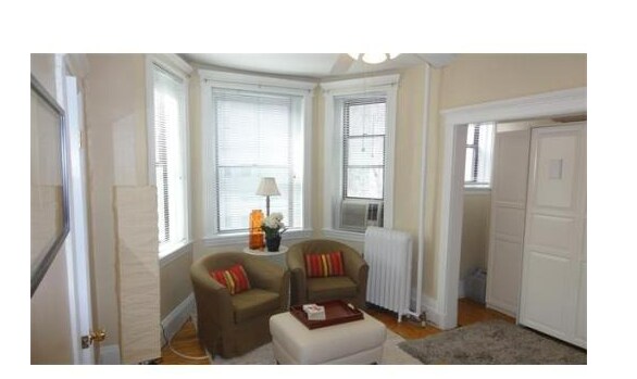 Photo - 65 Burbank St