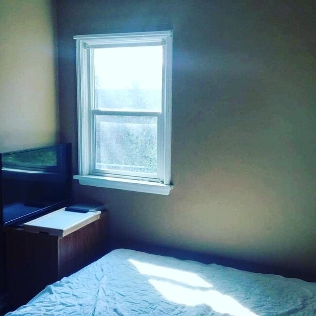 Photo - 207 Kelsey Ave