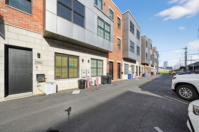 Photo - 1518 S 25th St