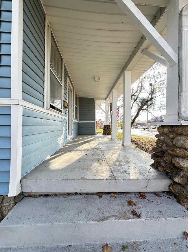 Photo - 463 Linden Ave