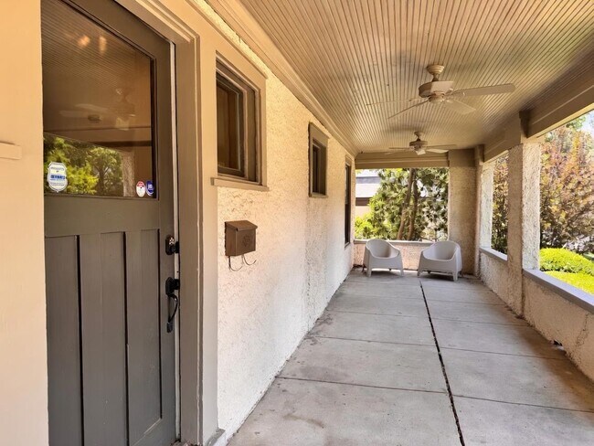 Photo - 264 N McNeil St