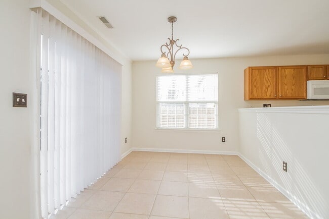 Photo - 1419 Weston Ln