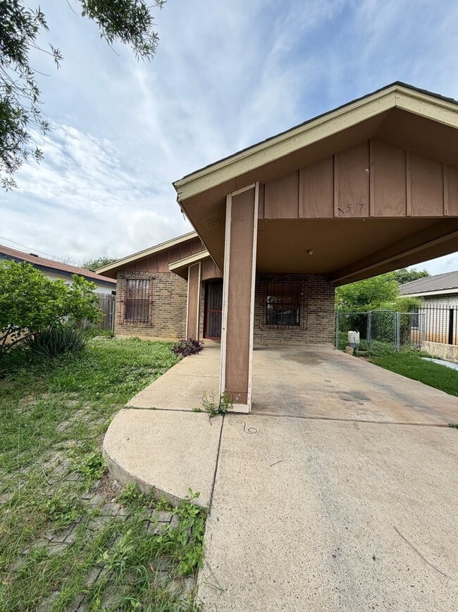 Photo - 1507 Agave Dr