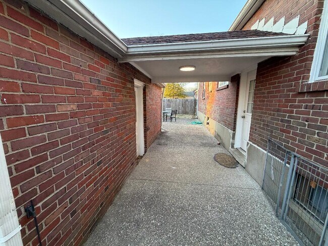 Photo - 336 Monohan Dr