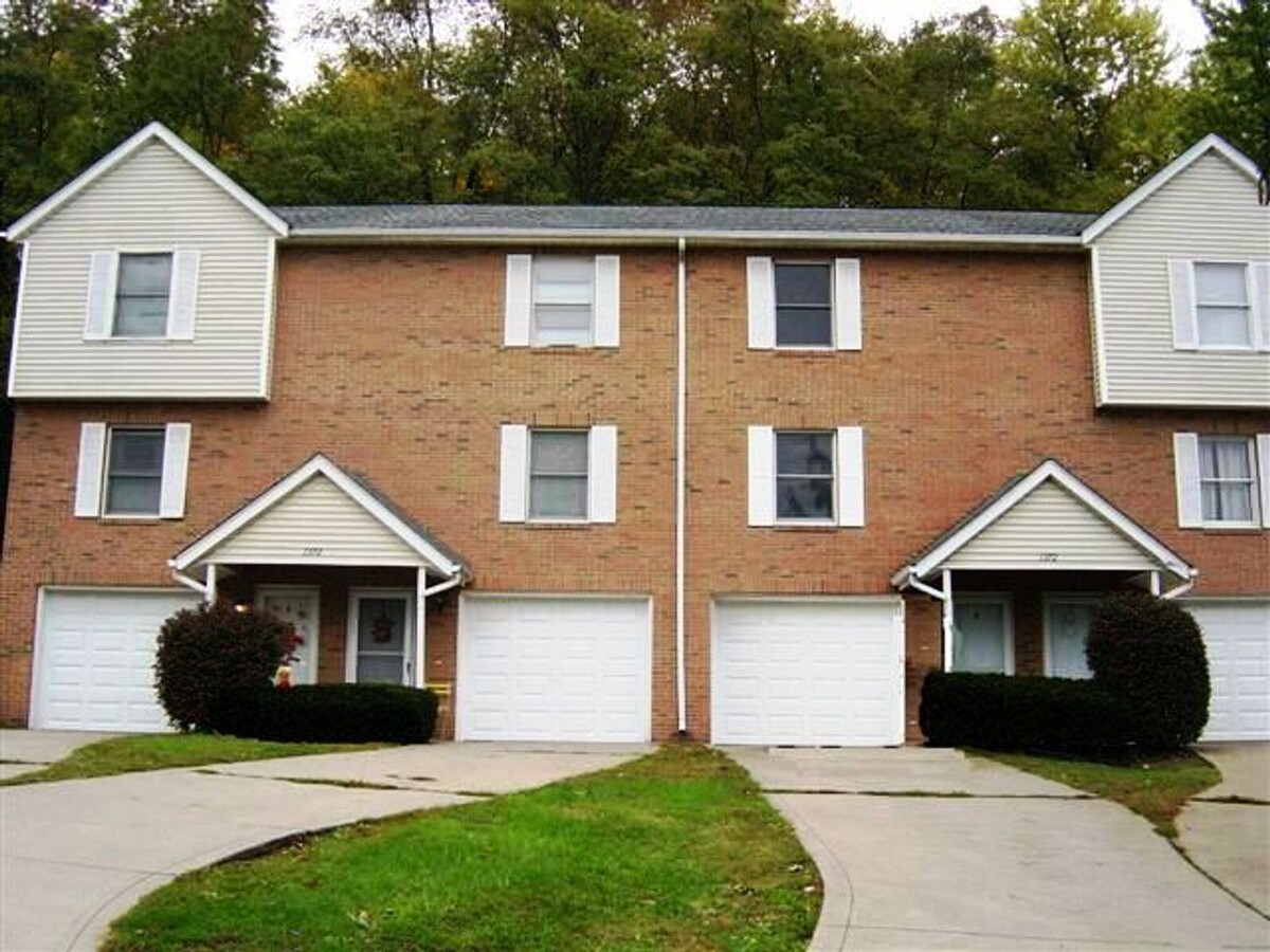 2 bedroom condo on Twin Pines trail - 2 bedroom condo on Twin Pines trail