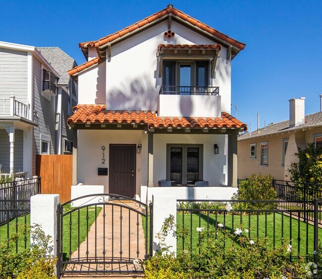 Building Photo - 912 H Ave Rental