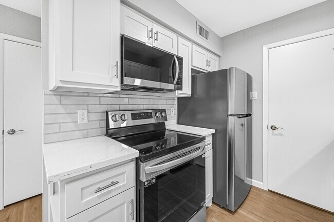 Photo - 7555 Katy Fwy Unit 146