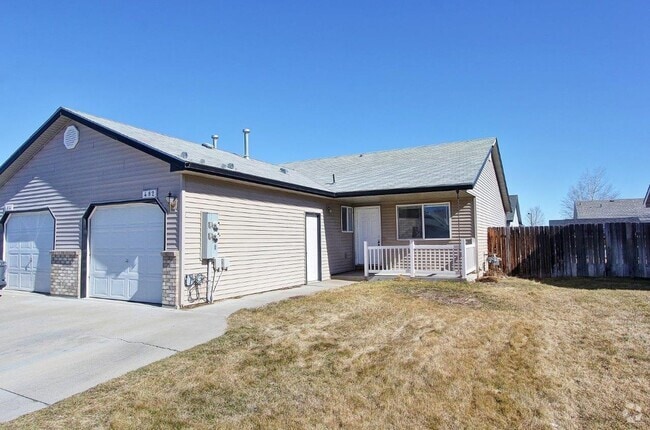 Building Photo - 482-484 NW Wood Duck Pl Unit 482 NW Wood Duck Pl Rental