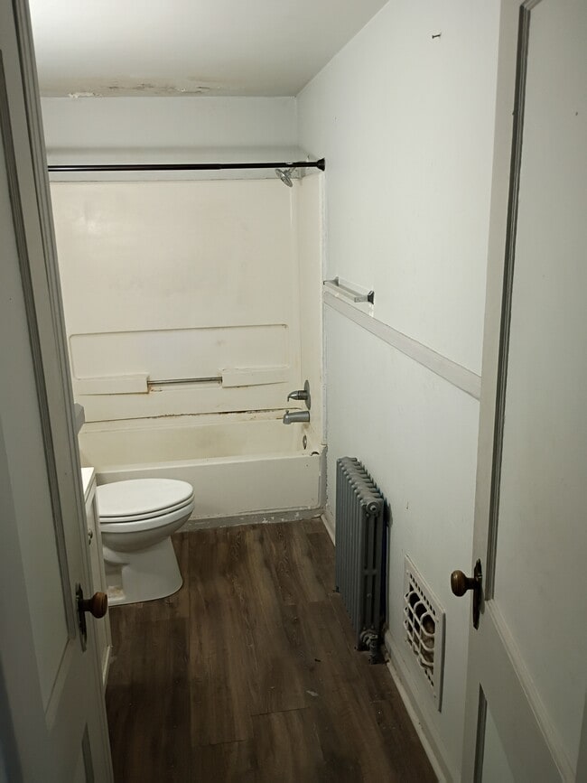 Photo - 615 S Center St Unit 2A