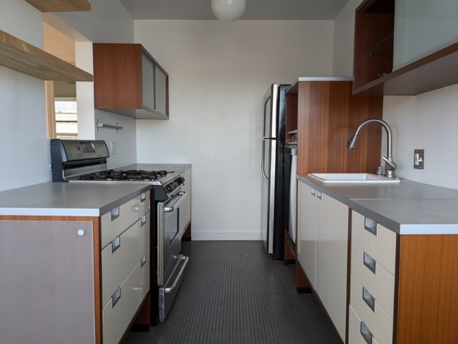 Photo - 254 3rd Ave Unidad 254