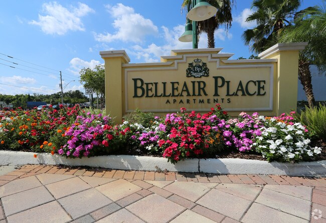 Belleair Place