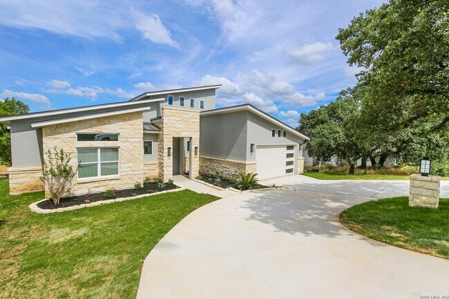 1314 Clayton Nolen Dr