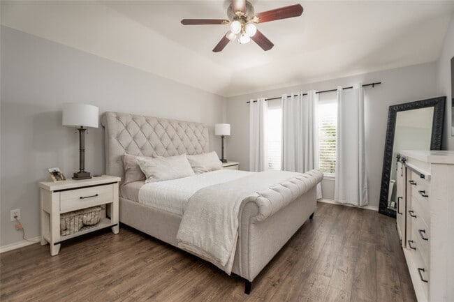 Photo - 3210 Mystic Port Ln