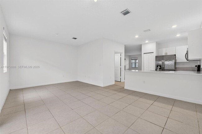 Photo - 2662 SE 10th St