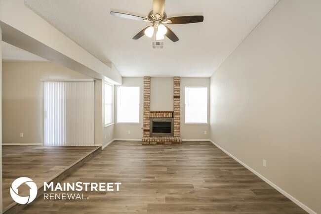 Photo - 4836 Nestled Grove Dr