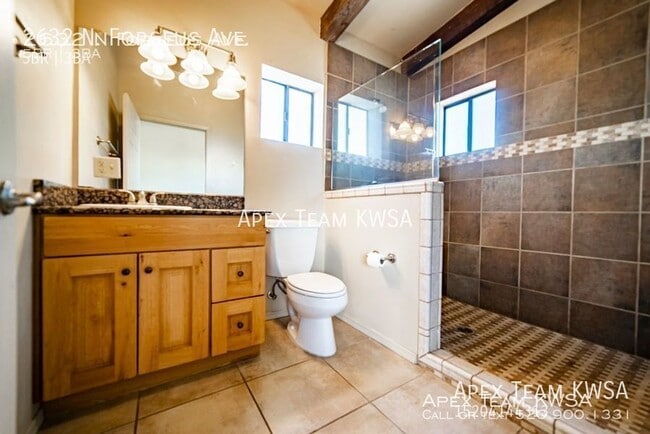 Photo - 2632 N Forgeus Ave