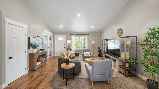 Photo - 4291 Campden Dr