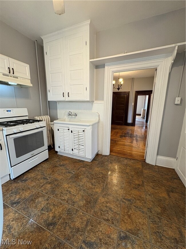 Building Photo - 123 S Lincoln Ave