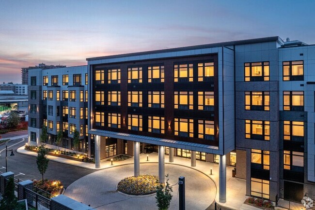 Building Photo - 3 New York Ave Unit 236 Rental