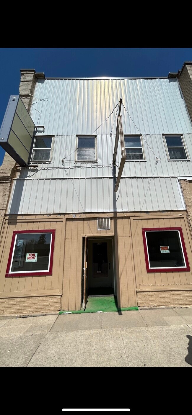 Building Photo - 418 W Main St Unit 418 W Main Street Rental