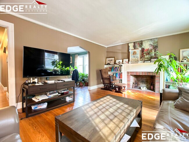 Photo - 96 Undine Rd Unit 1