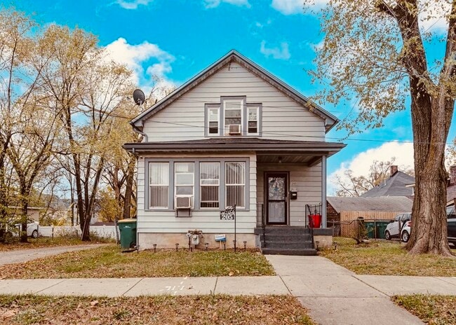 Photo - 205 Rowell Ave Casa