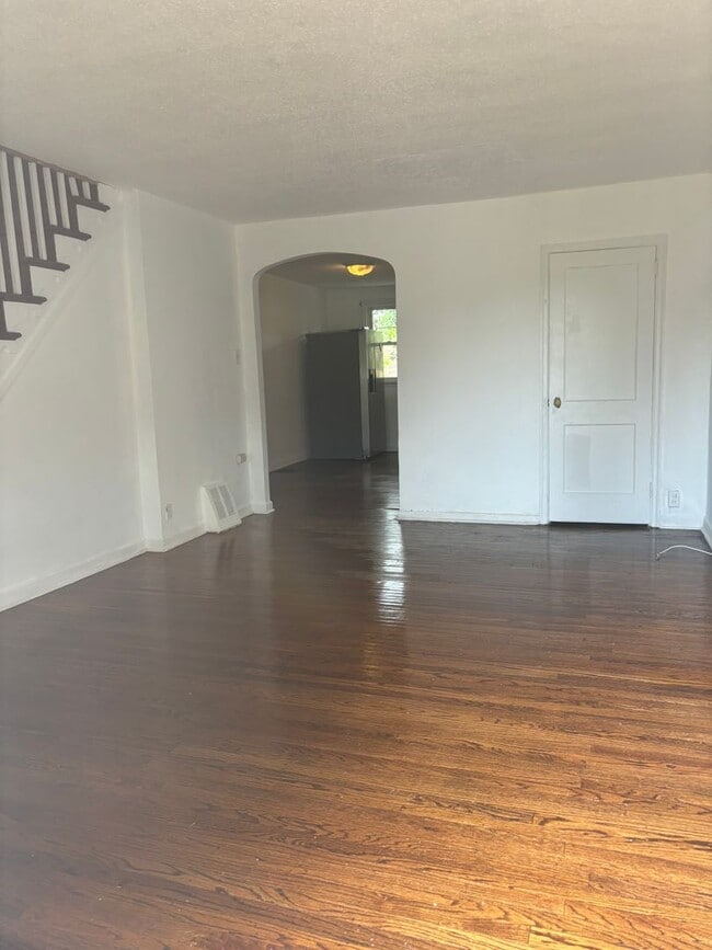 Photo - Updated 3 Bedroom in Folcroft with private...