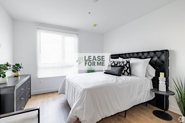 Building Photo - 14526 Kittridge St Unit 625