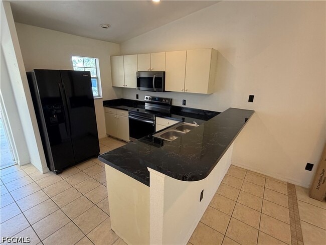 Photo - 803 Meadow Rd
