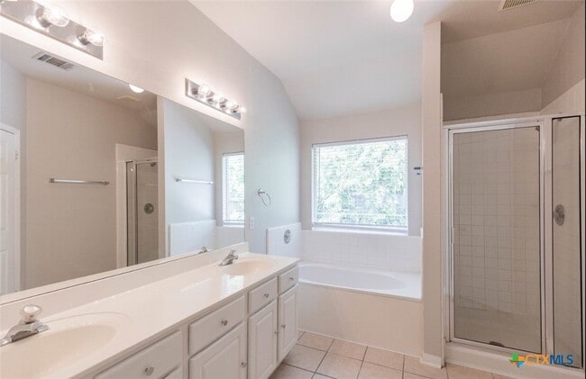 Photo - 452 Raven Ridge