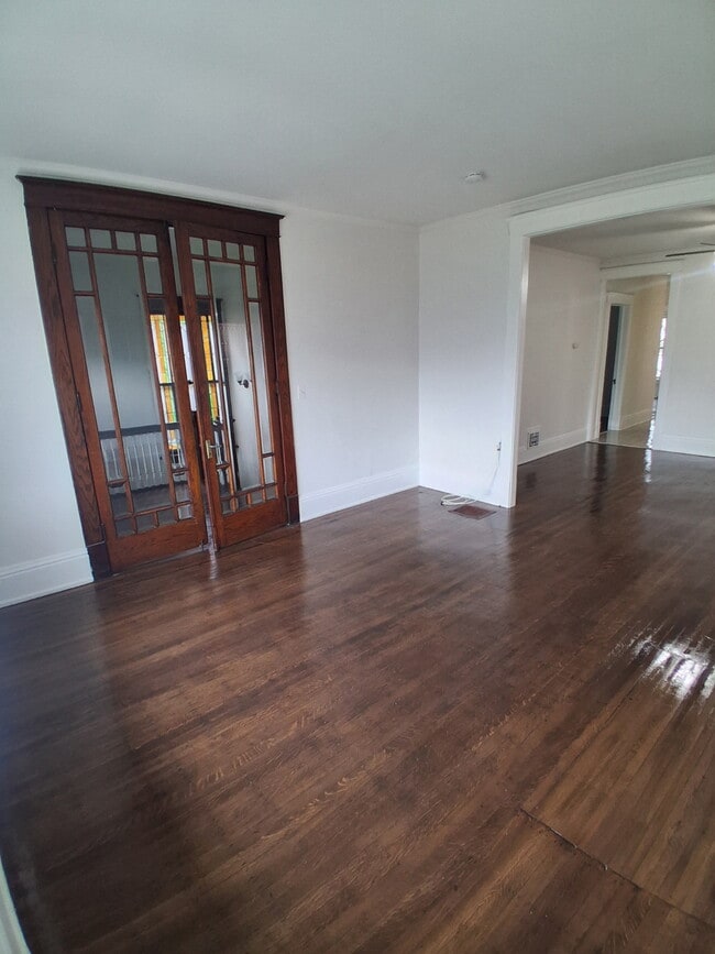 Photo - 690 E Utica St Unidad 690 Upper