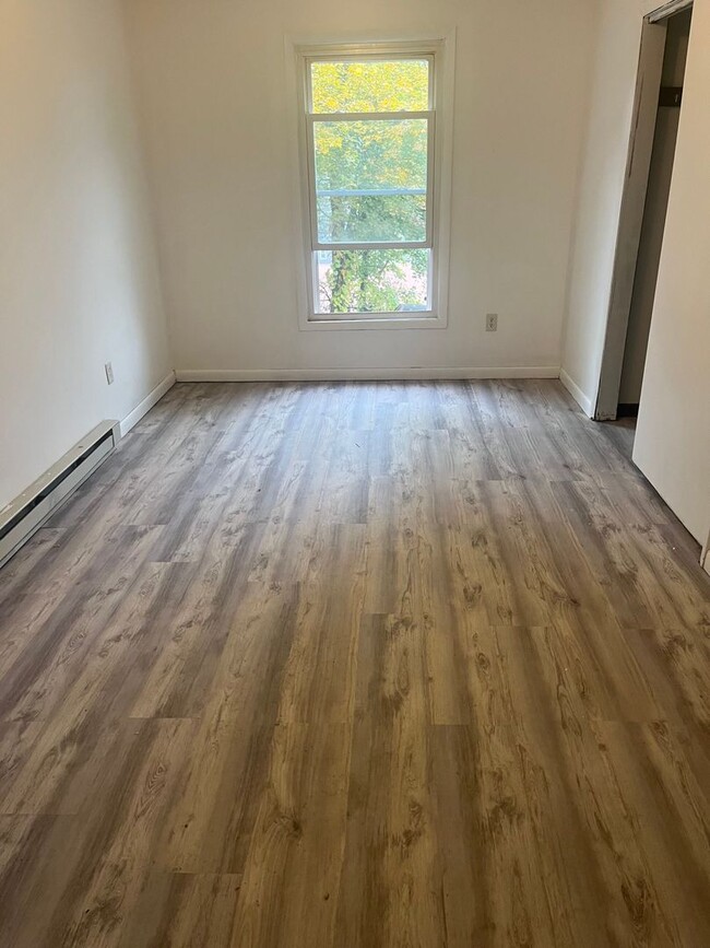 Photo - 714 Valentine St Apartment Unit 1