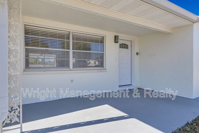 Photo - 3233 Finch Dr