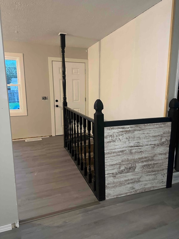 Photo - 877 Pontiac Ave