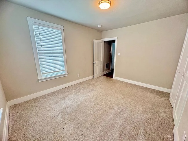 Building Photo - 3 Bedroom /2.5 Bathroom/ Listing by GMPS/ Lebanon