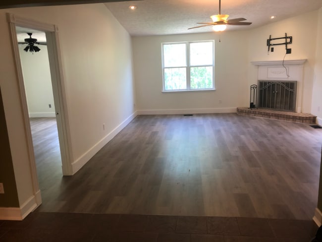 Photo - 191 Northlake Dr