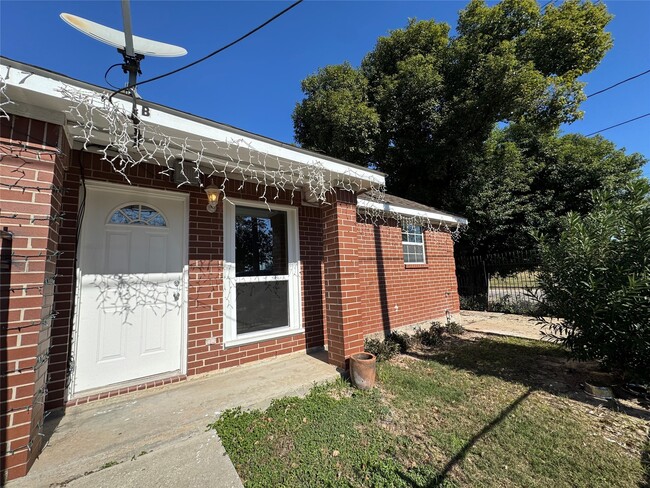 Photo - 2101 Maury St