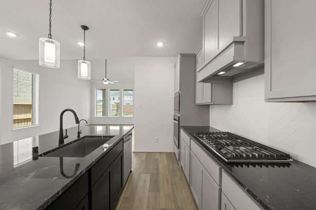 Building Photo - 10739 Blossom River Dr