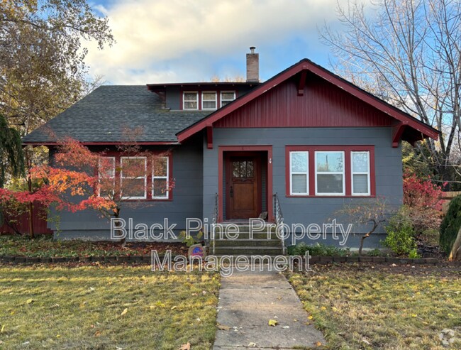 Building Photo - 1822 Dearborn St Unit A Rental