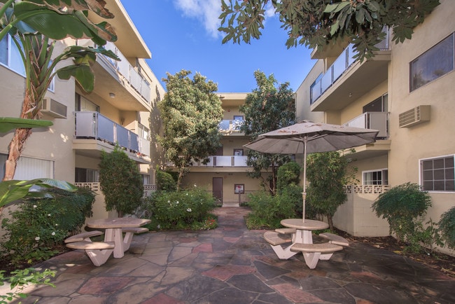 Tyrone Terrace