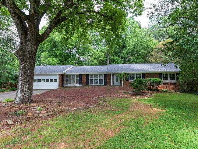 Photo - 1110 Grimes Bridge Rd