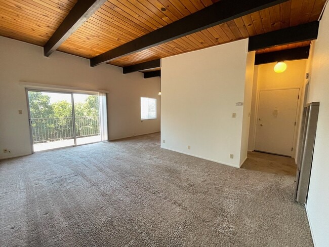 Photo - 129-191 Hilborn St Unit 147