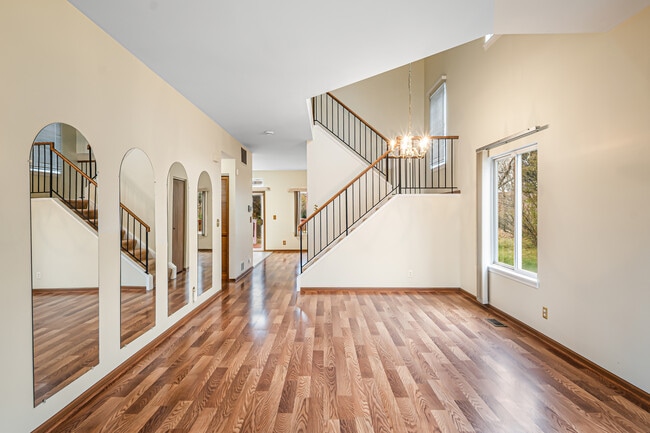 Photo - 22315 W Niagara Ct