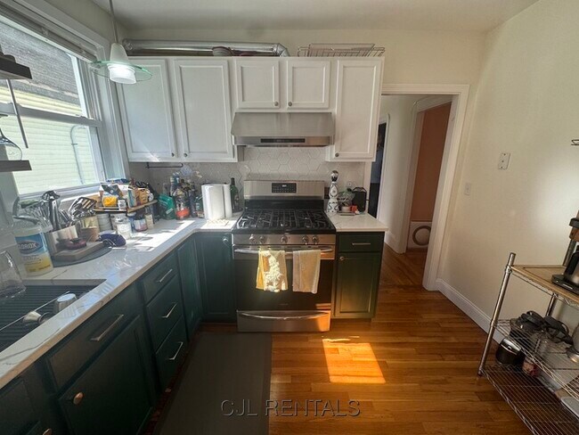 Photo - 145 Albion St Unit 2