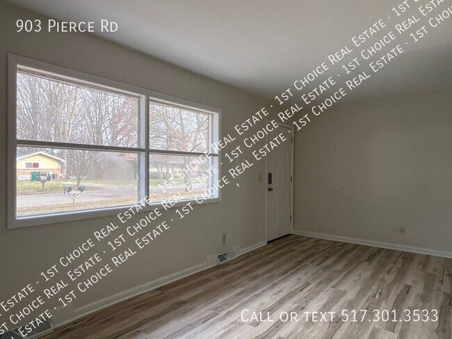 Photo - 903 Pierce Rd