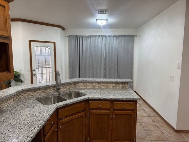 Photo - Comfortable Home in Moore